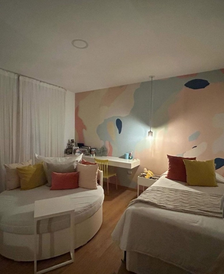 CASA EN CRESPO