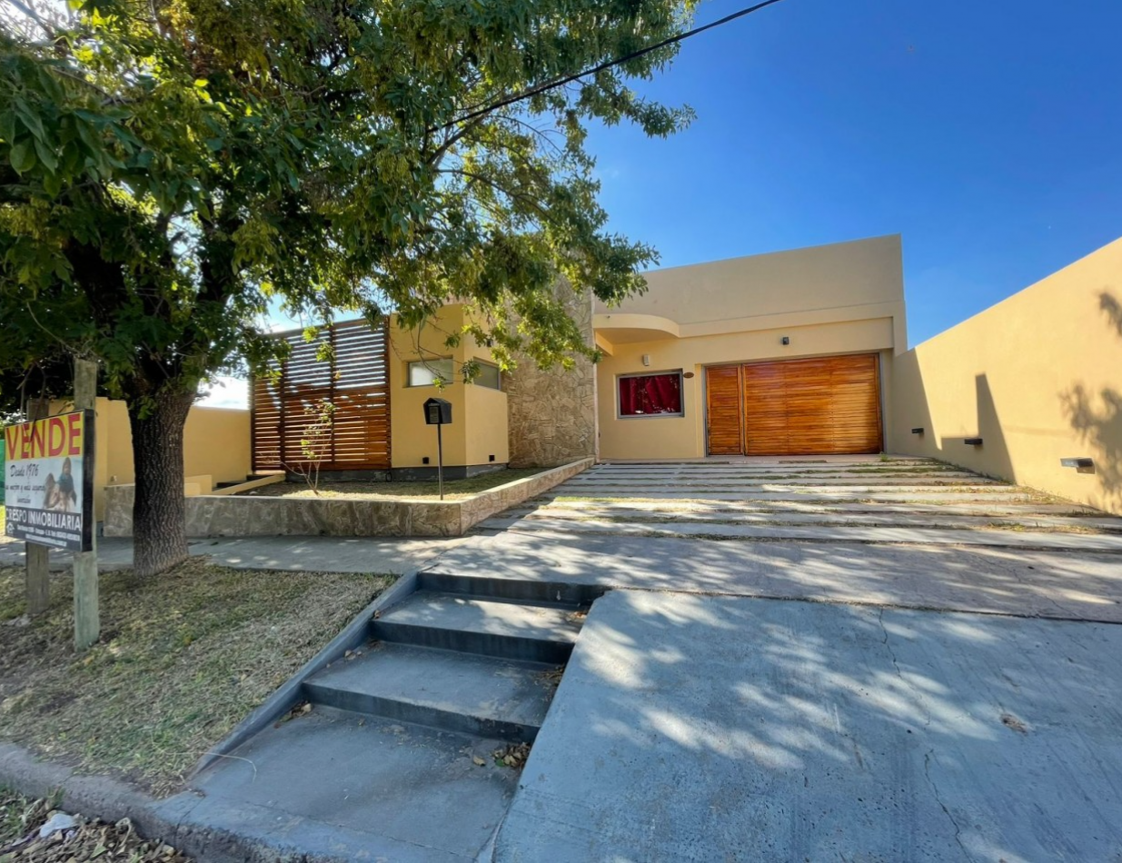 Casa en venta - Crespo (ER)