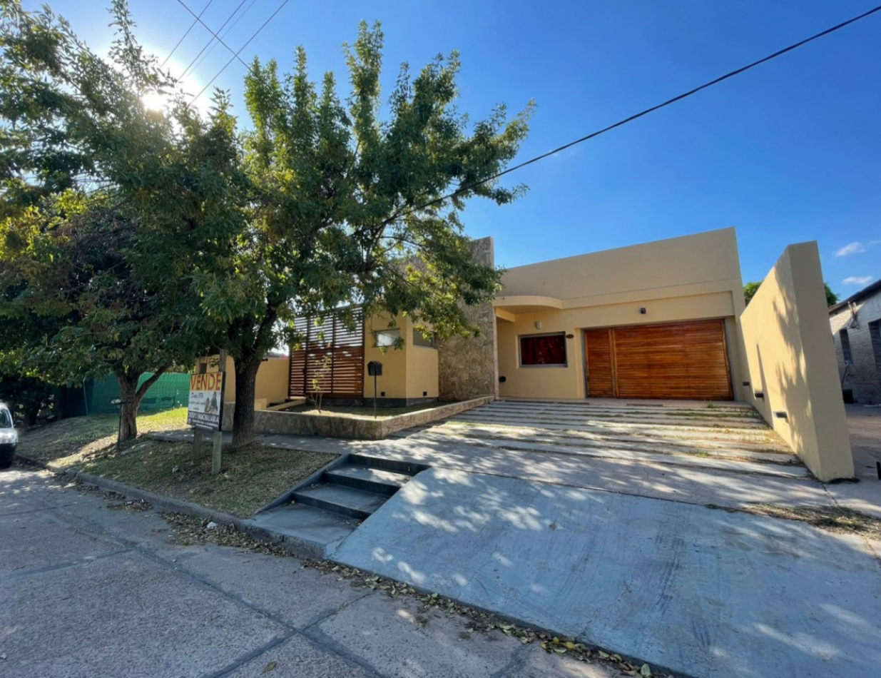 Casa en venta - Crespo (ER)